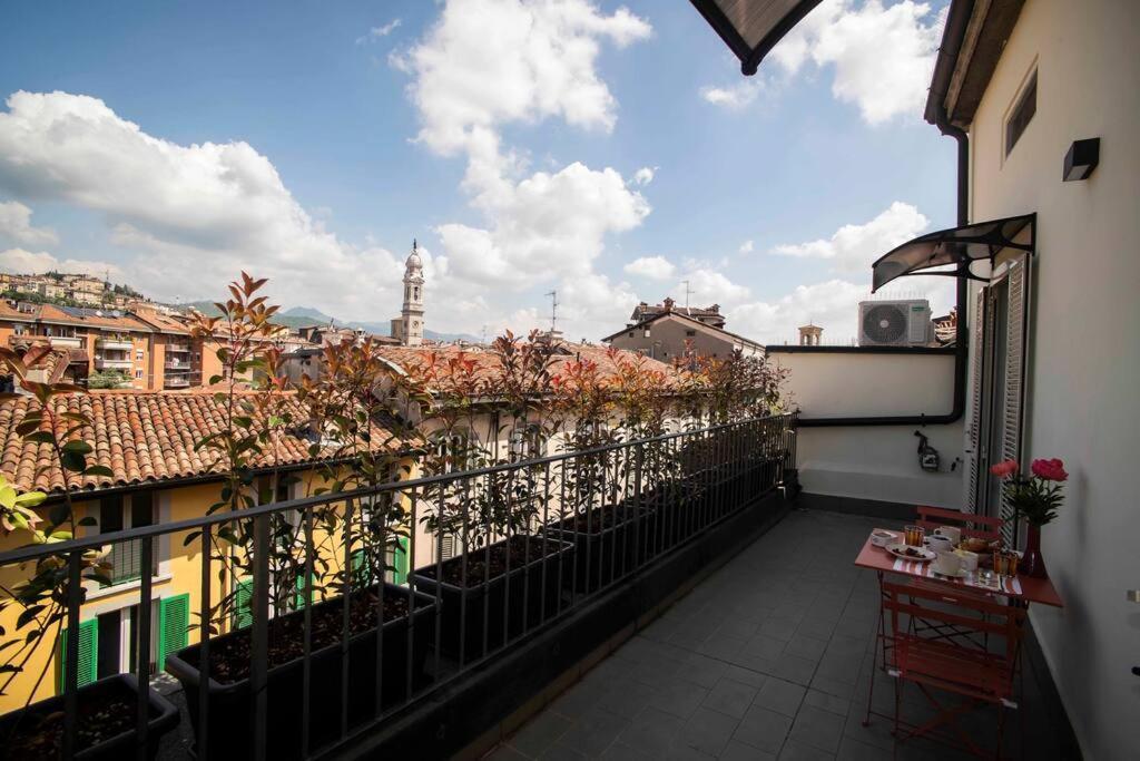 Atmosfere Terrace View Apartment Bergamo Eksteriør bilde
